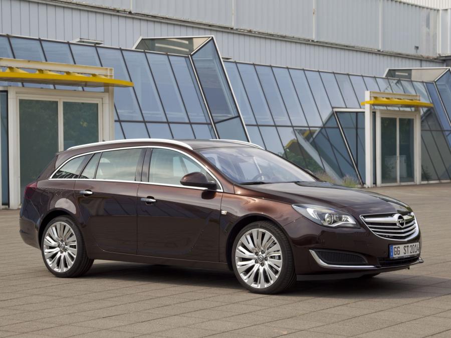  Opel Insignia Sports Tourer 2013 года  (фото 11 из 15)
